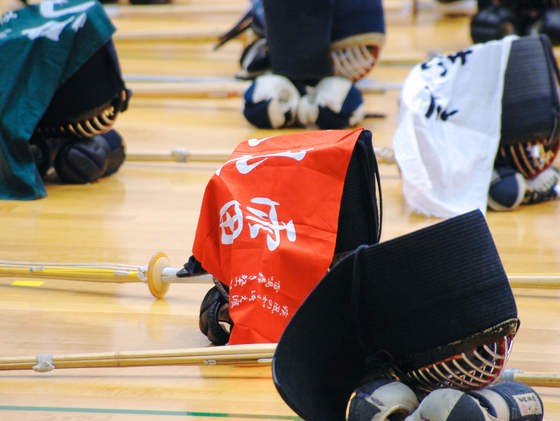 How To Use Tenugui